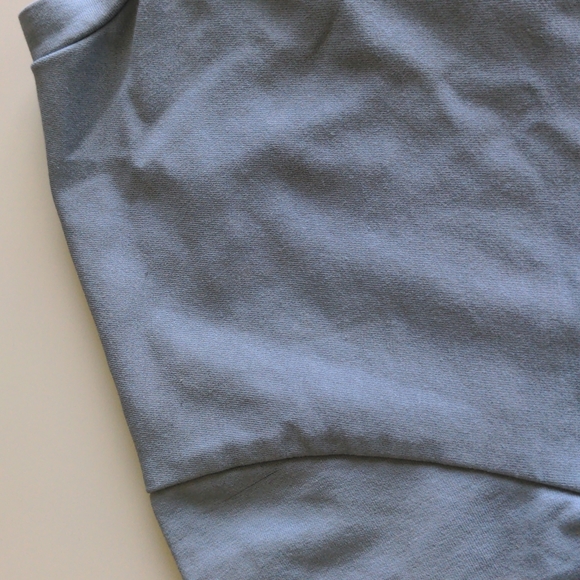 Cropped tee - Picture 2 of 2